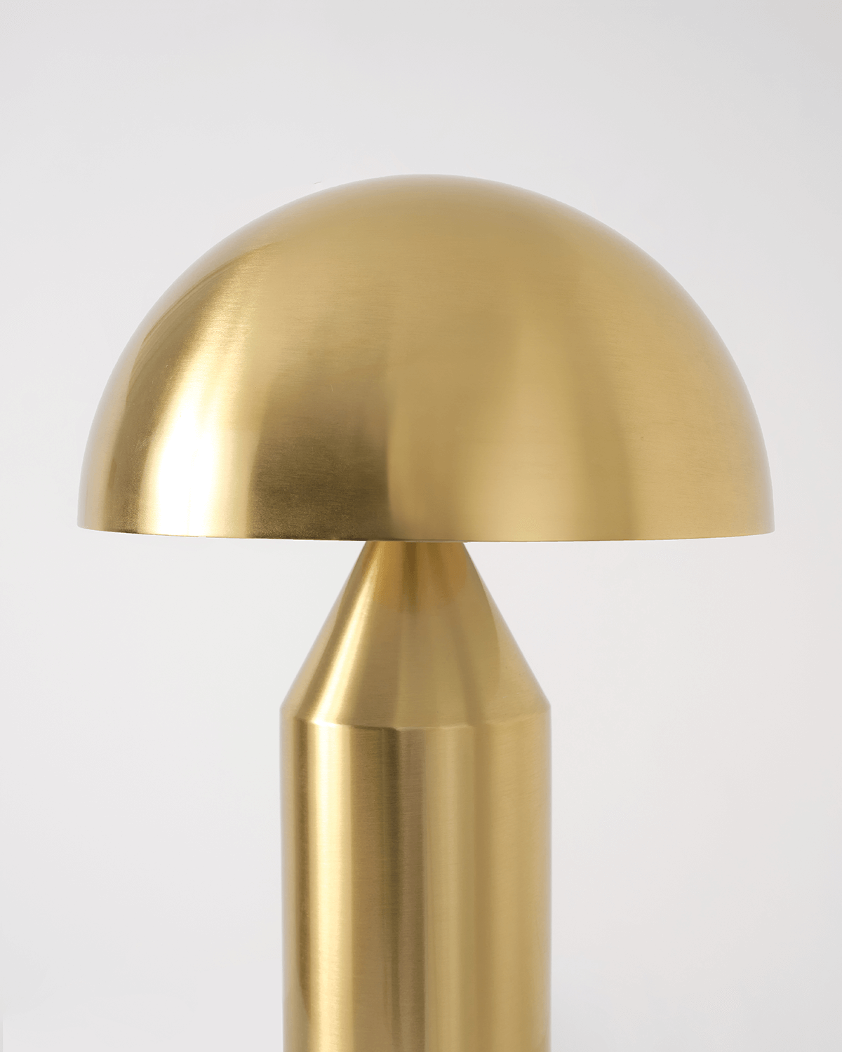 GlowBeam Table Lamp Elegance