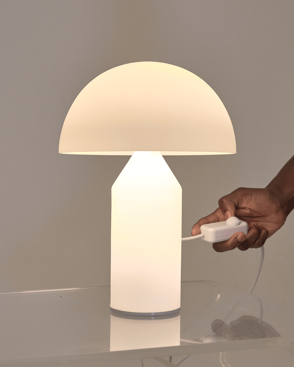 GlowBeam Table Lamp Elegance